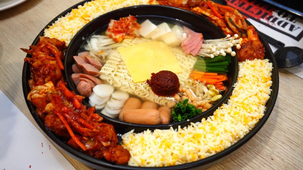 ကိုရီးယားအစားအစာ ချစ်သူတိုင်းအတွက် Yoogane ရဲ့ 30% Off နှစ်သစ်ကူး ပရိုမိုးရှင်း