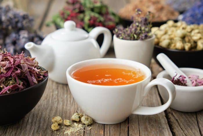 သင့်ကျန်းမာရေးအတွက် ဘယ်လို သဘာဝလက်ဖက်ရည်တွေ သောက်ပေးသင့်လဲ?
